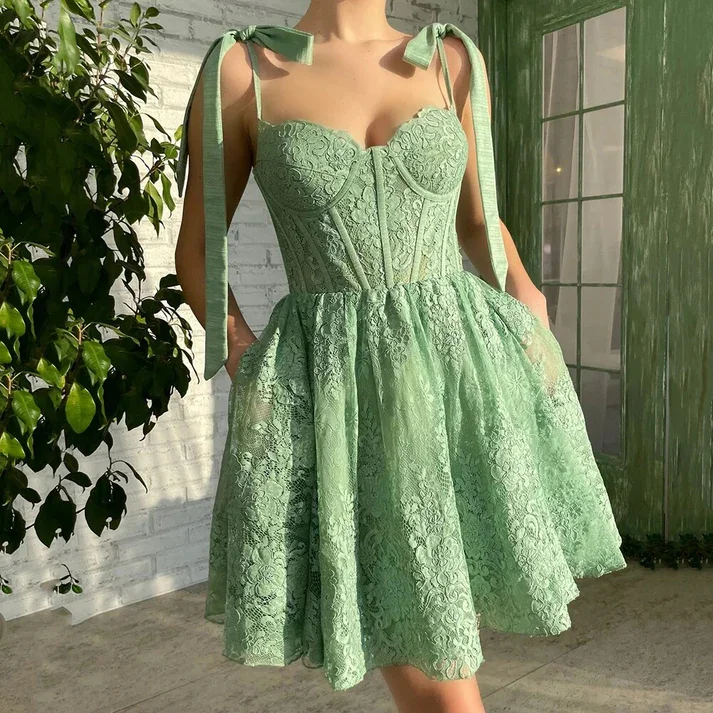 Mint Green Lace Homecoming Dresses A-line Mini Birthday Party Gown Robe de Cocktail Spaghetti Straps Short Prom Wear    S2576