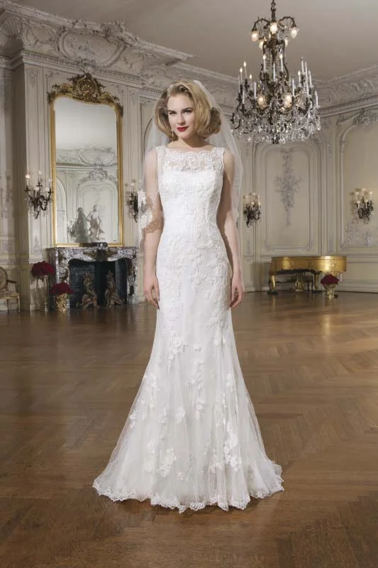 Online Wedding Dress #8530