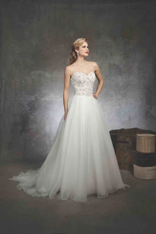 Online Wedding Dress #8670