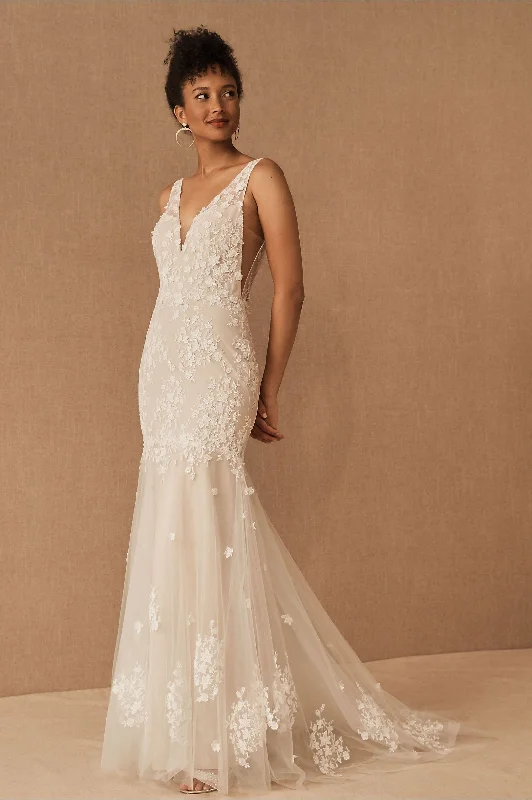 Willowby Nikola Aliyah Gown