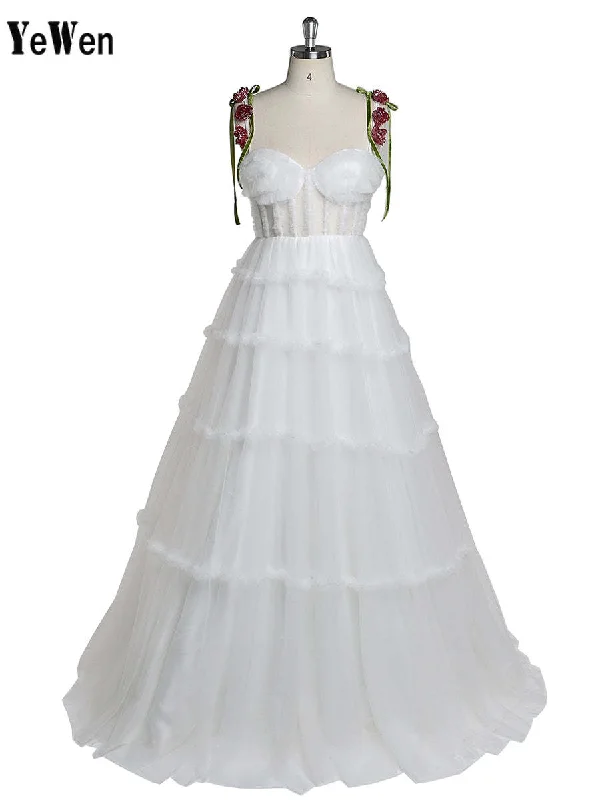 Elegant Sweetheart Neckline Wedding Dress with Spaghetti Strap Handmade Beading Flower YEWEN