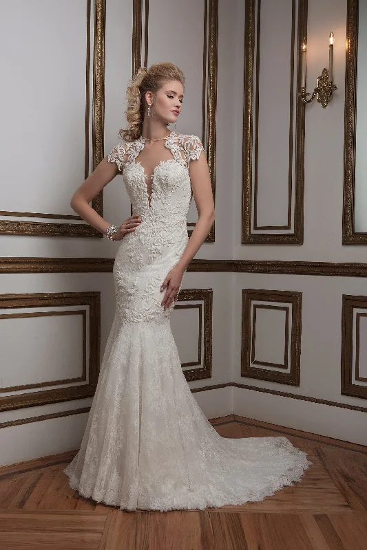 *NEW* Justin Alexander Designer Wedding Gown - #8796