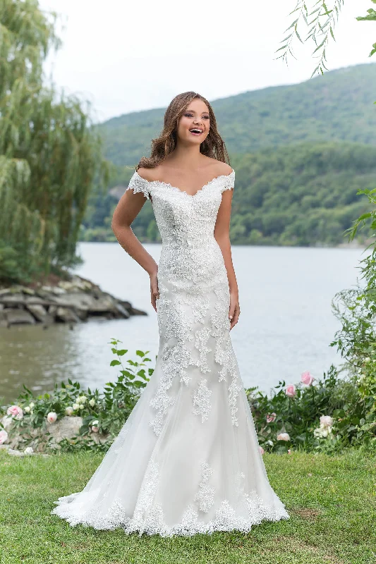 *NEW* Sweetheart Designer Wedding Gown - #6155